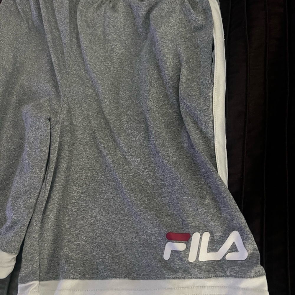 Fila Heather Gray Knitwear - Boys Shorts- 2 pack- Size 14/16 - Picture 3 of 6
